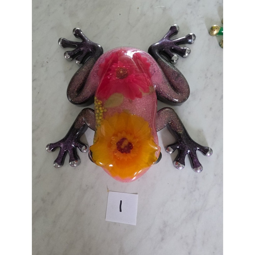 Large Handmade Resin Decorative Frog - Picture 3 of 13